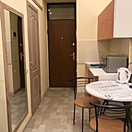 Apartament At Park 利沃夫 外观 照片