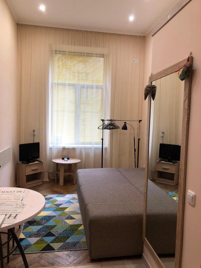 Apartament At Park 利沃夫 外观 照片