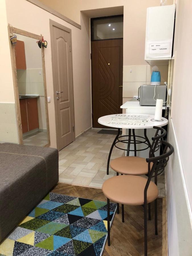 Apartament At Park 利沃夫 外观 照片