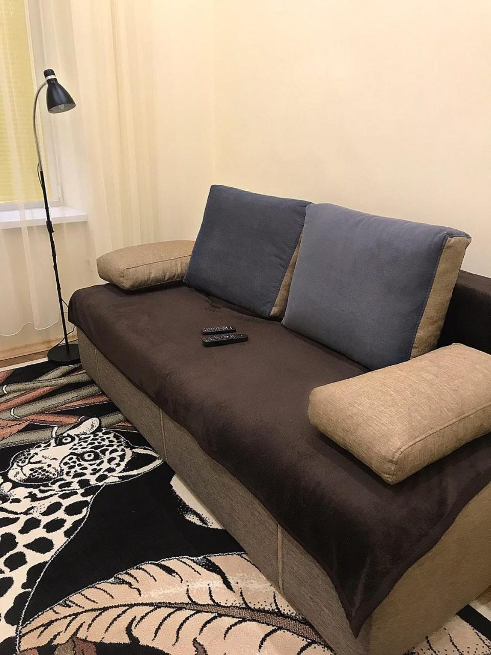 Apartament At Park 利沃夫 外观 照片